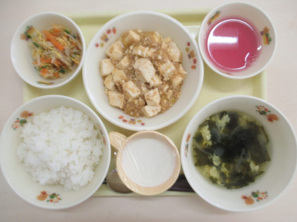 今日の給食（令和７年１２月１２日）